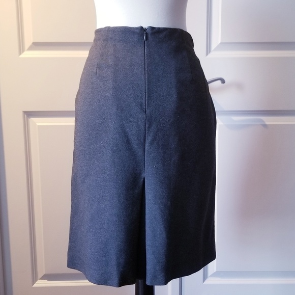 3 for $25 ** gray Ann Taylor Career Skirt - Picture 3 of 8